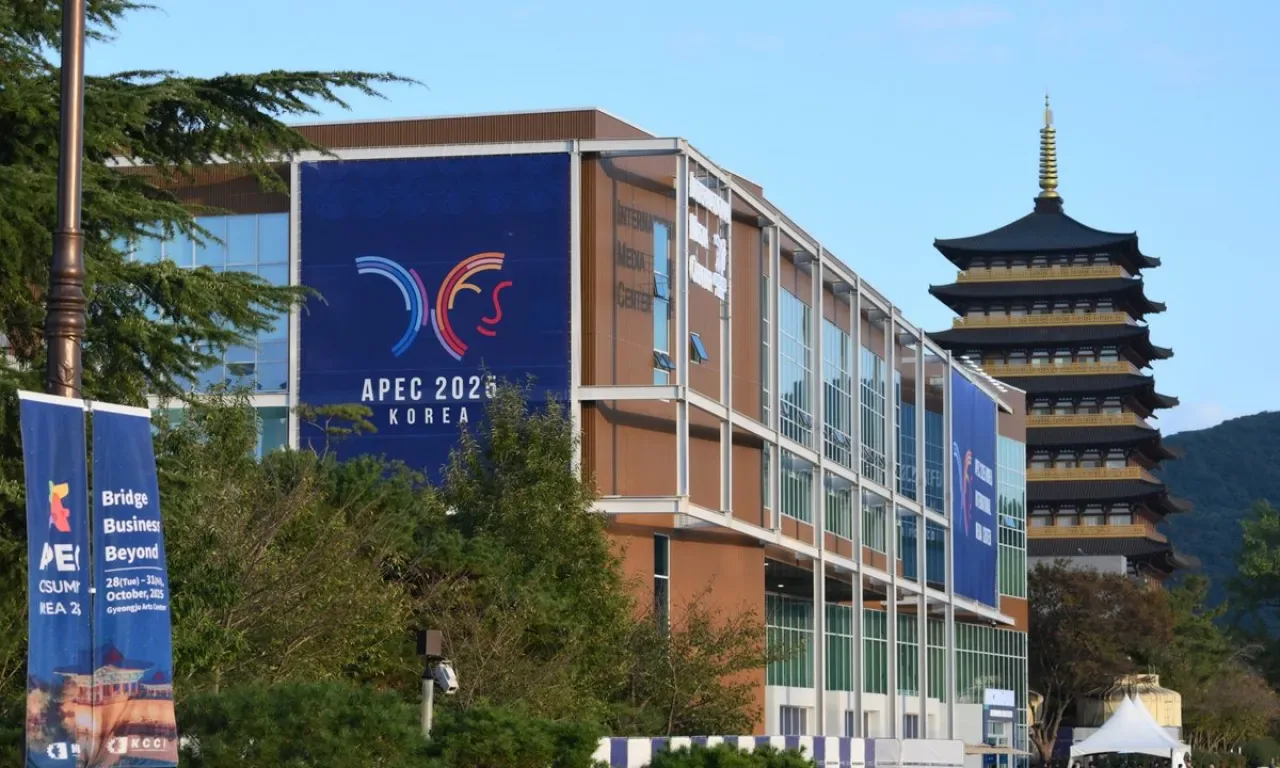Çin ve ABD Liderleri, Güney Kore'nin Busan Kentinde Bir Araya Gelecek Çin ve ABD Liderleri, Güney Kore'nin Busan Kentinde Bir Araya Gelecek