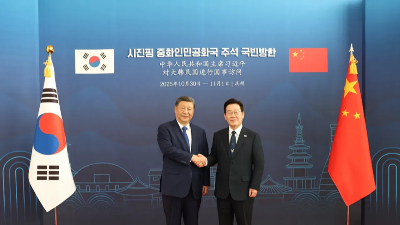 Çin ve Güney Kore Liderleri Gyeongju'da Bir Araya Gelerek İlişkilere Yeni Yön Verdiler Çin ve Güney Kore Liderleri Gyeongju'da Bir Araya Gelerek İlişkilere Yeni Yön Verdiler