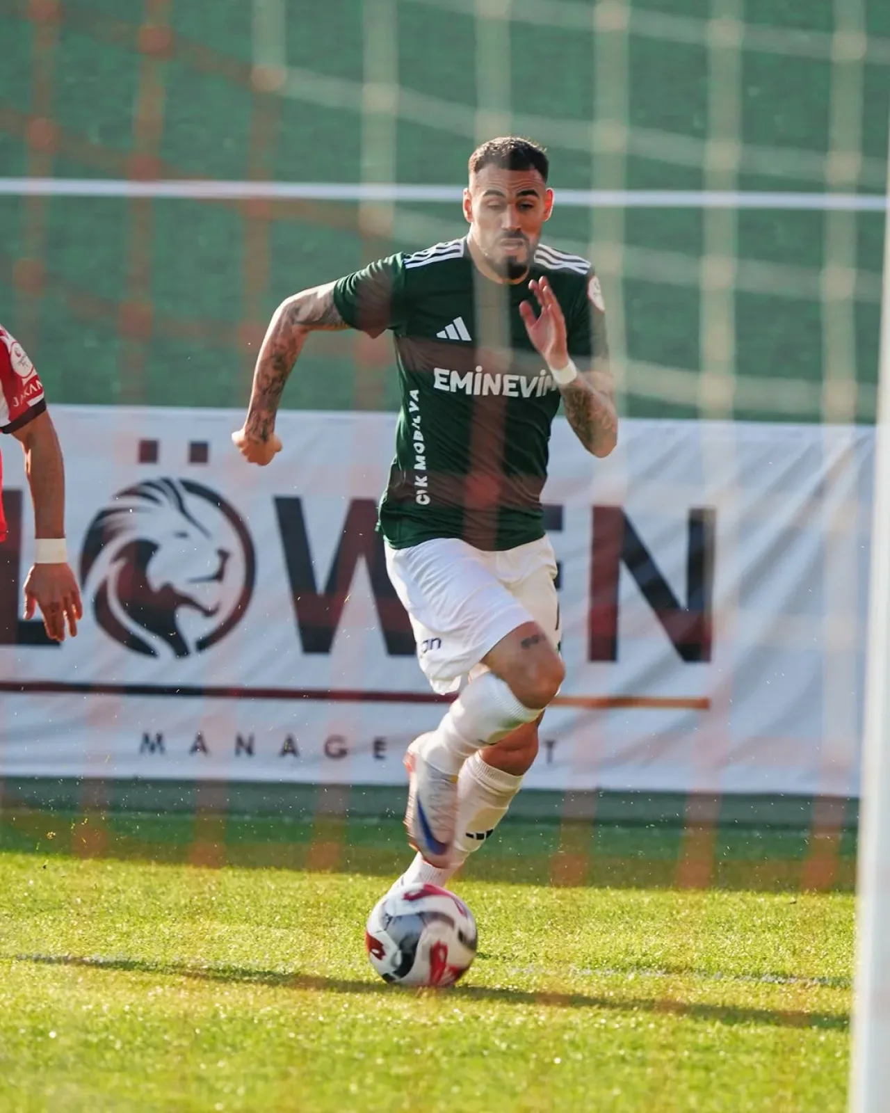Ümraniyespor, Sivasspor Karşısında Zorlu Bir Sınav Verdi Ümraniyespor, Sivasspor Karşısında Zorlu Bir Sınav Verdi