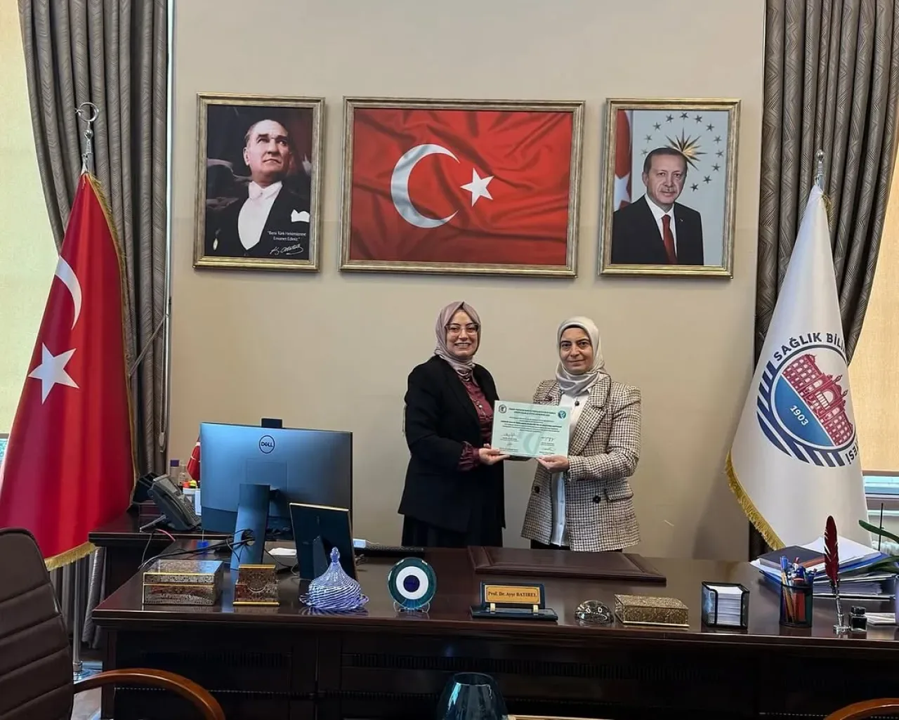 SBÜ Hamidiye Tıp Fakültesi'ne Bağlı Psikiyatri Kliniği Yeniden Akredite Oldu SBÜ Hamidiye Tıp Fakültesi'ne Bağlı Psikiyatri Kliniği Yeniden Akredite Oldu