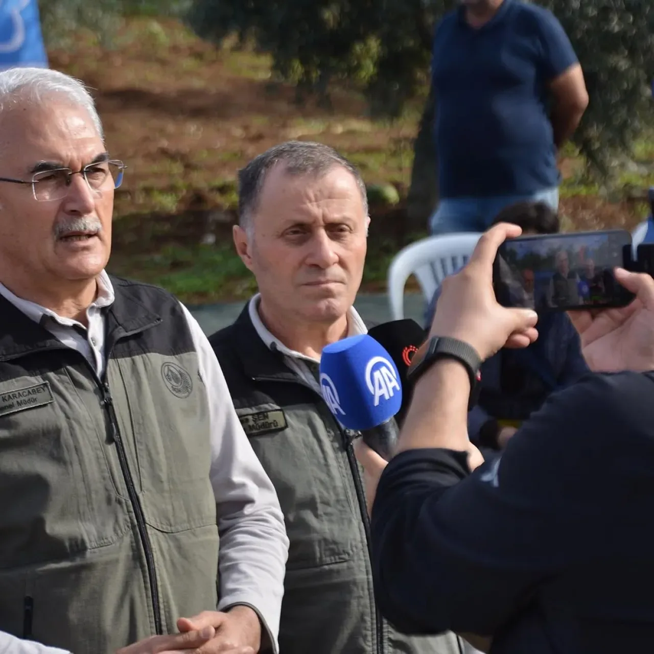 Balıkesir'de Zeytin Hasadı ve Yeni Fidan Dikimi ile Kırsal Kalkınma Hamlesi Balıkesir'de Zeytin Hasadı ve Yeni Fidan Dikimi ile Kırsal Kalkınma Hamlesi