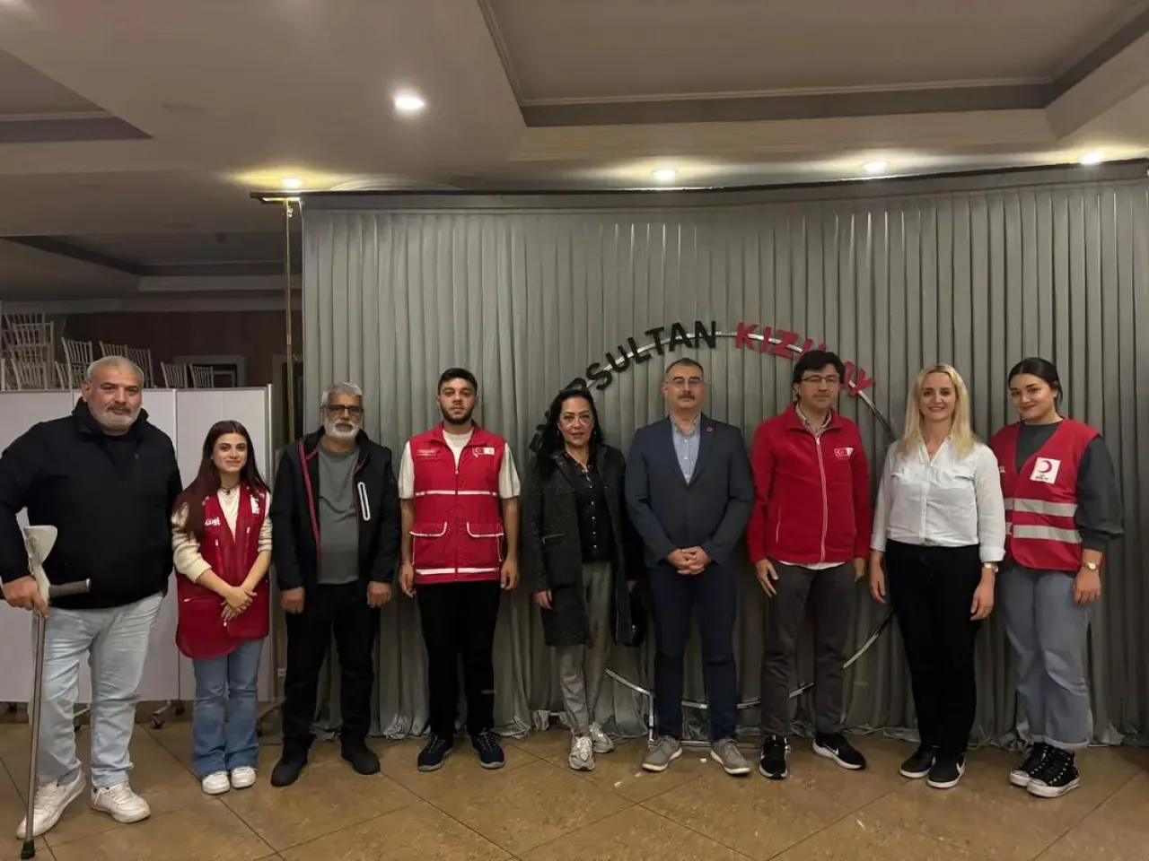 Türk Kızılay Eyüpsultan Şubesi'ne Kızılay Haftası Ziyareti Türk Kızılay Eyüpsultan Şubesi'ne Kızılay Haftası Ziyareti
