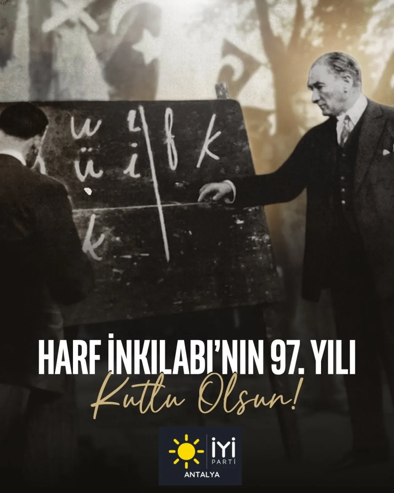 Antalya İYİ Parti'den Harf İnkılabı'nın 97. Yılında Atatürk'e Anma Antalya İYİ Parti'den Harf İnkılabı'nın 97. Yılında Atatürk'e Anma