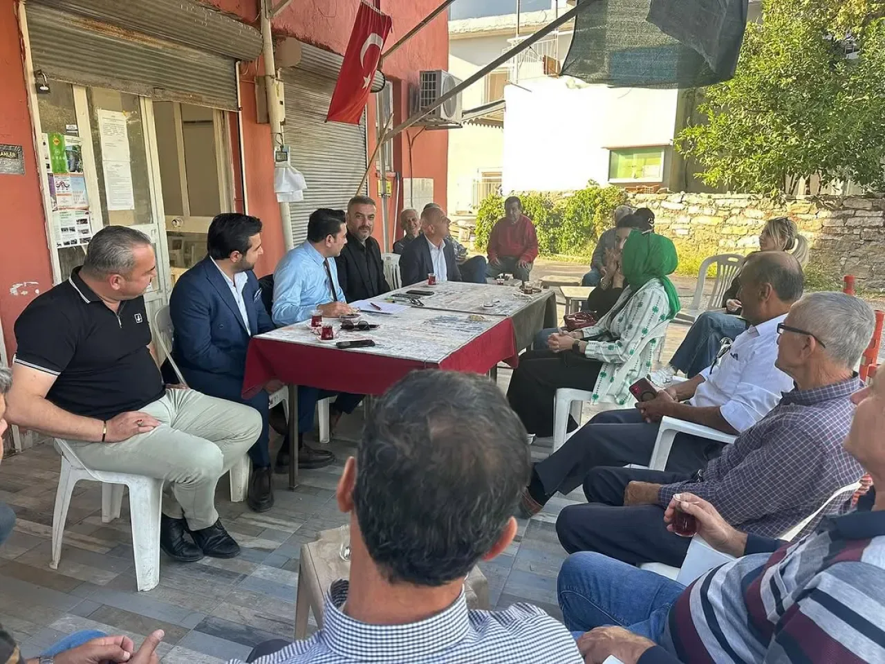 MHP Antalya, Gökçam ve Kır Mahallelerinde "Hayırlı Günler Komşum" Ziyaretleri Gerçekleştirdi MHP Antalya, Gökçam ve Kır Mahallelerinde "Hayırlı Günler Komşum" Ziyaretleri Gerçekleştirdi