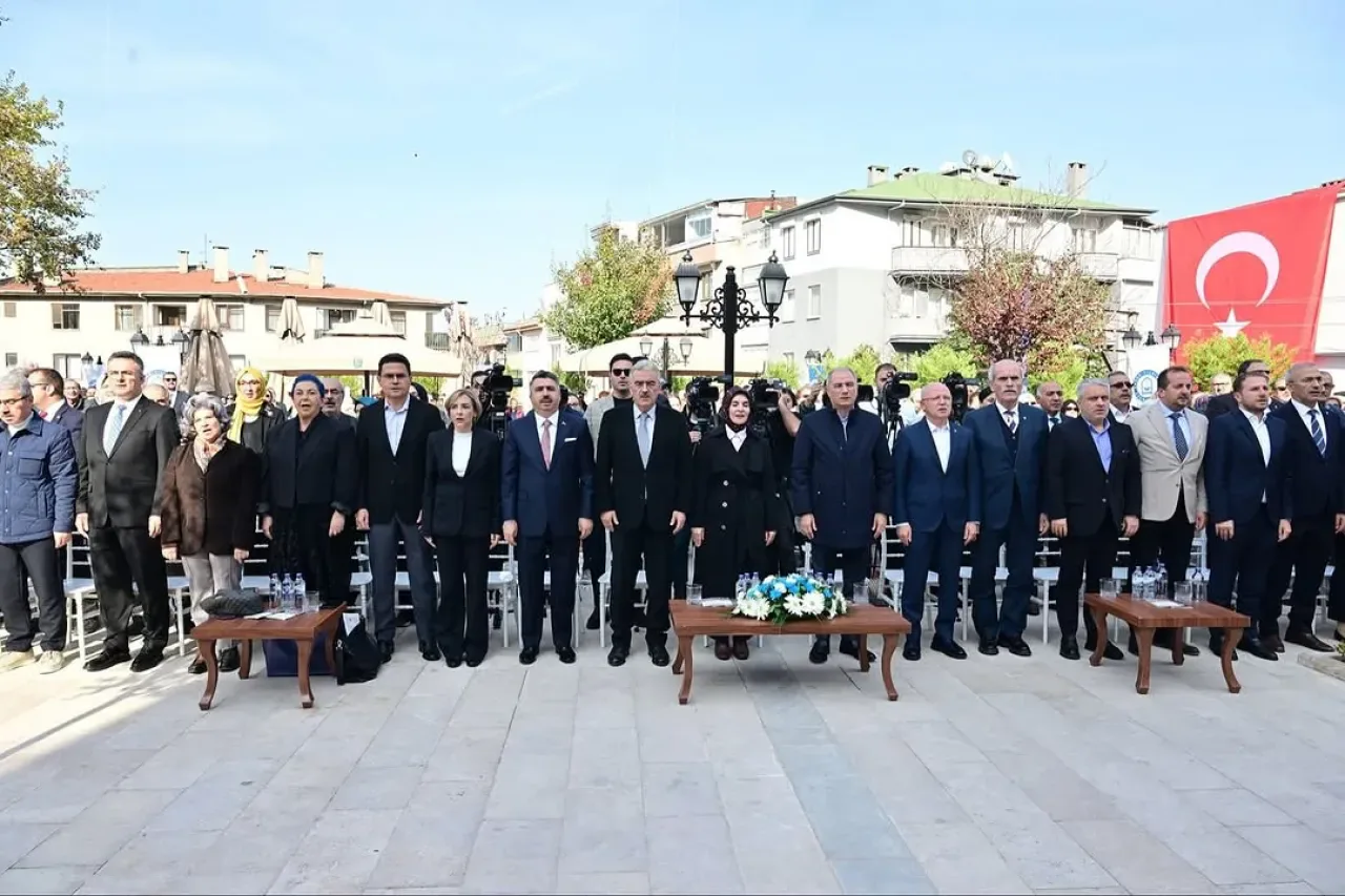 Yıldırım'da Alev Alatlı'nın Adını Taşıyan Sanat Merkezi Açıldı Yıldırım'da Alev Alatlı'nın Adını Taşıyan Sanat Merkezi Açıldı