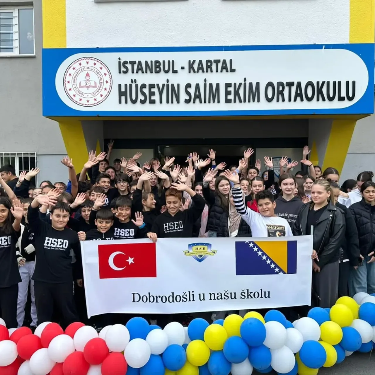 Bosna Hersek'ten Gelen Öğrenciler İstanbul'da Ağırlandı: Asırlık Kardeşlik Bağları Tazelendi Bosna Hersek'ten Gelen Öğrenciler İstanbul'da Ağırlandı: Asırlık Kardeşlik Bağları Tazelendi