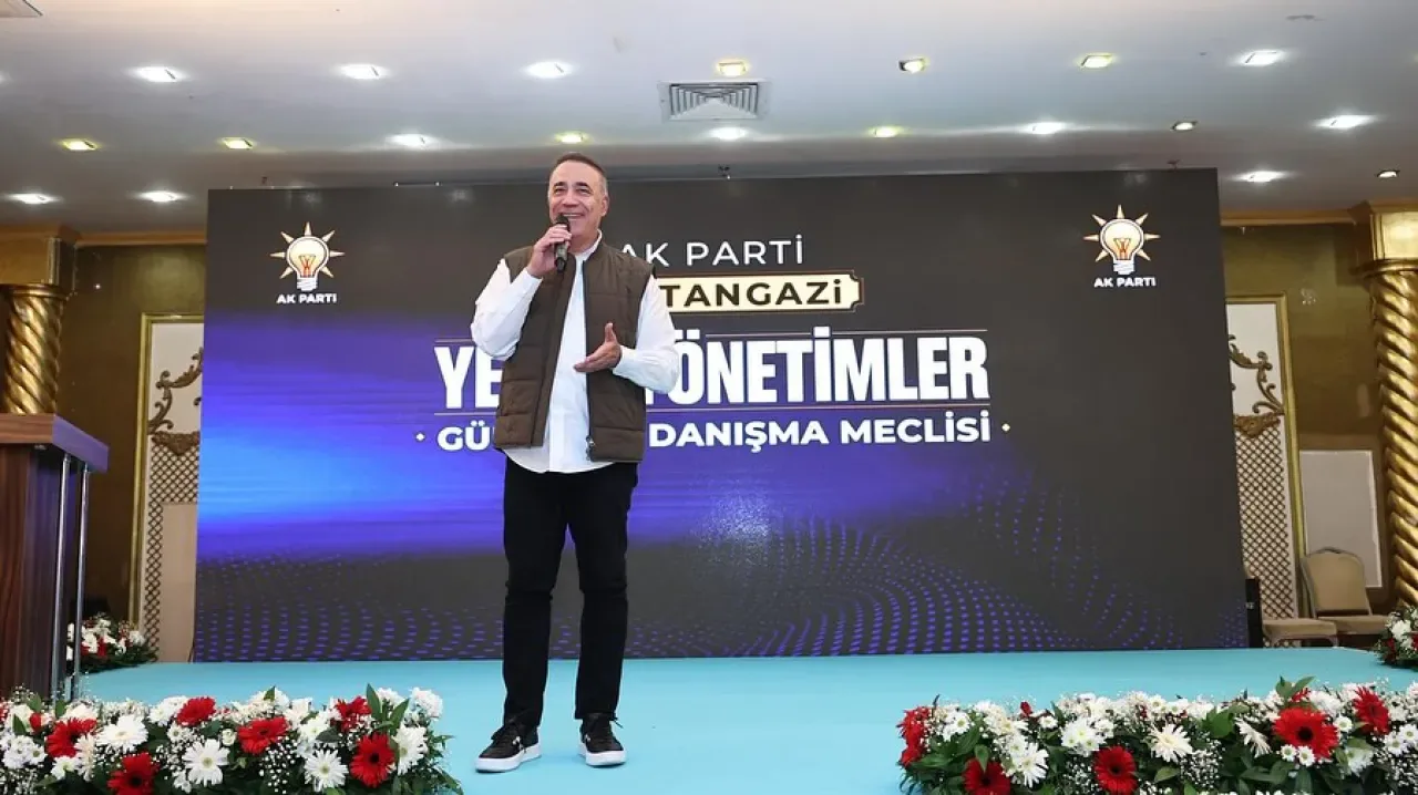 Sultangazi'de Yerel Yönetimler Gündemi ile Yeni Projeler Masaya Yatırıldı Sultangazi'de Yerel Yönetimler Gündemi ile Yeni Projeler Masaya Yatırıldı