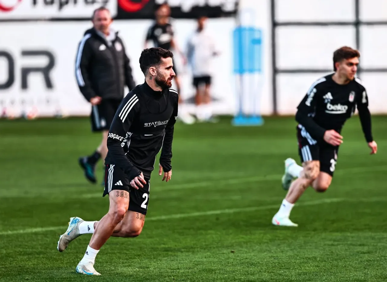 Beşiktaş, Fenerbahçe Derbisi Hazırlıklarını Tamamladı Beşiktaş, Fenerbahçe Derbisi Hazırlıklarını Tamamladı