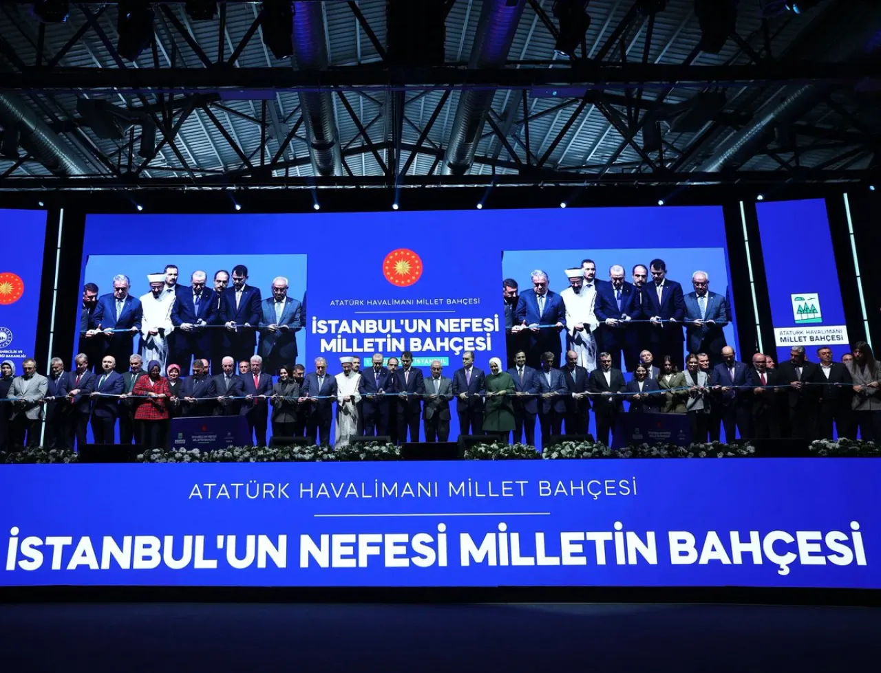 Atatürk Havalimanı'na Türkiye'nin En Büyük Şehir Parkı: Millet Bahçesi Açıldı Atatürk Havalimanı'na Türkiye'nin En Büyük Şehir Parkı: Millet Bahçesi Açıldı