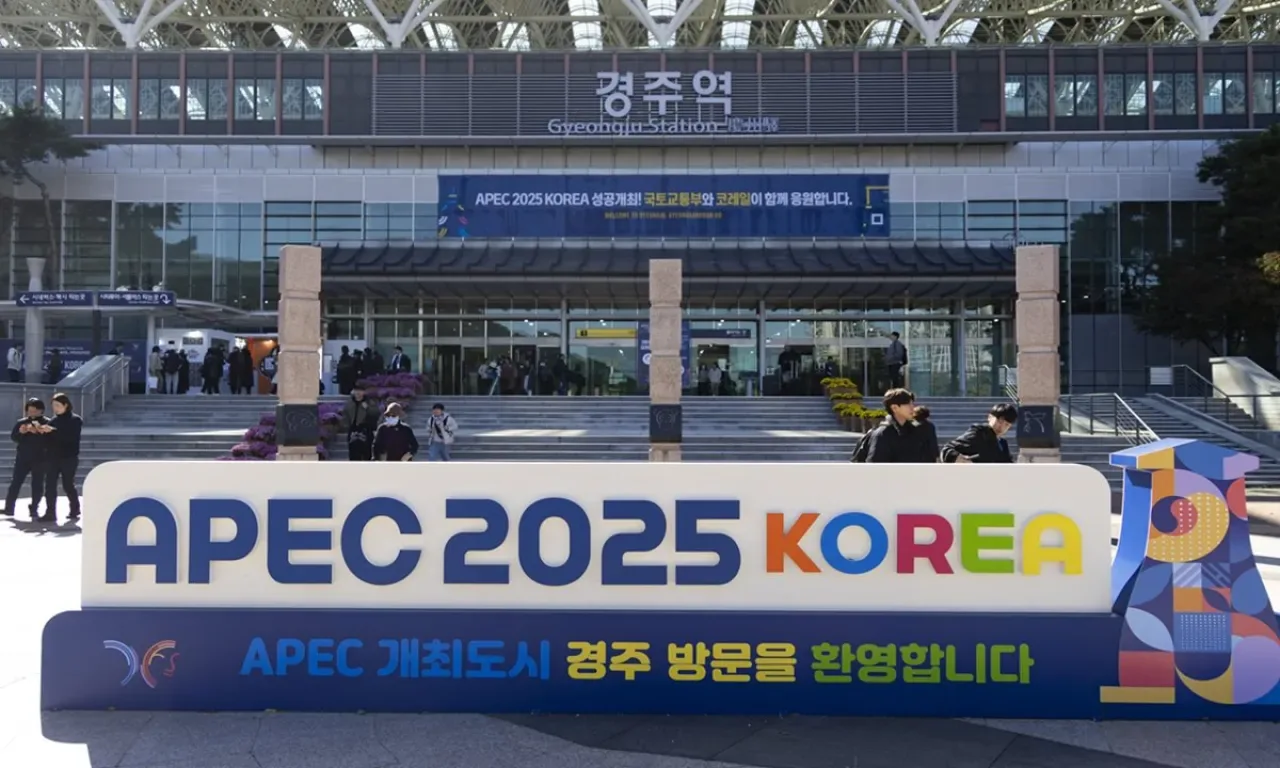 Güney Koreli Akademisyen: APEC 2025'teki Güney Kore-Çin Zirvesi İlişkilerde Dönüm Noktası Olabilir Güney Koreli Akademisyen: APEC 2025'teki Güney Kore-Çin Zirvesi İlişkilerde Dönüm Noktası Olabilir