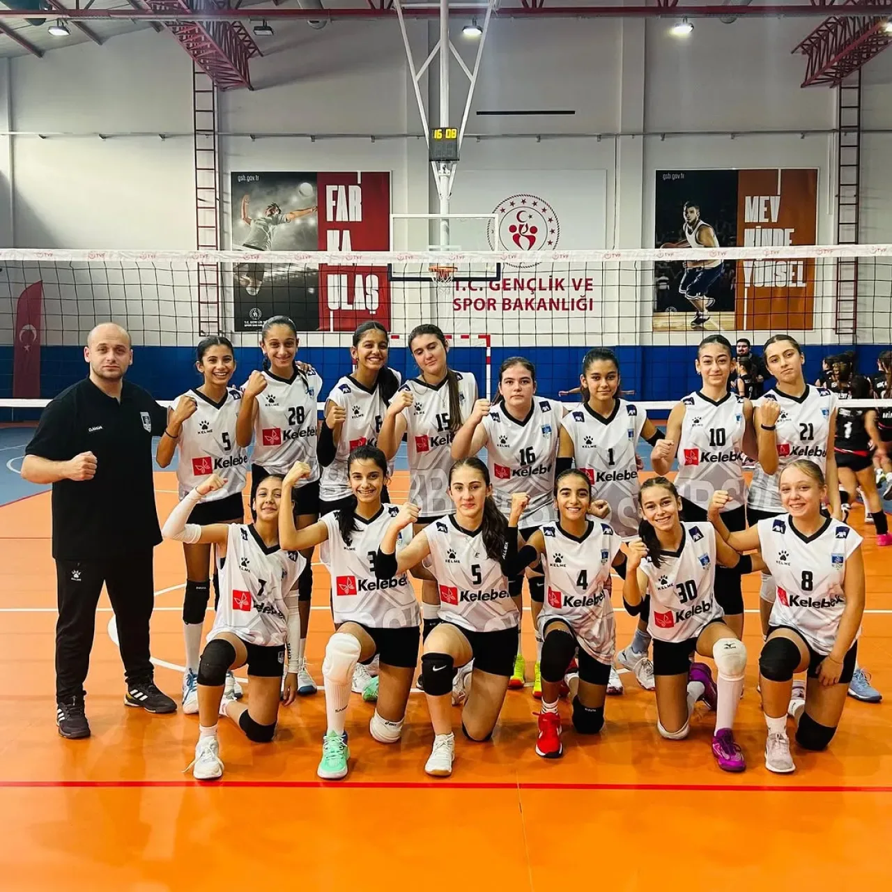 Bahçelievler Belediye Spor, Midi Kızlar Gelişim Ligi'nde Galibiyetle Başladı Bahçelievler Belediye Spor, Midi Kızlar Gelişim Ligi'nde Galibiyetle Başladı