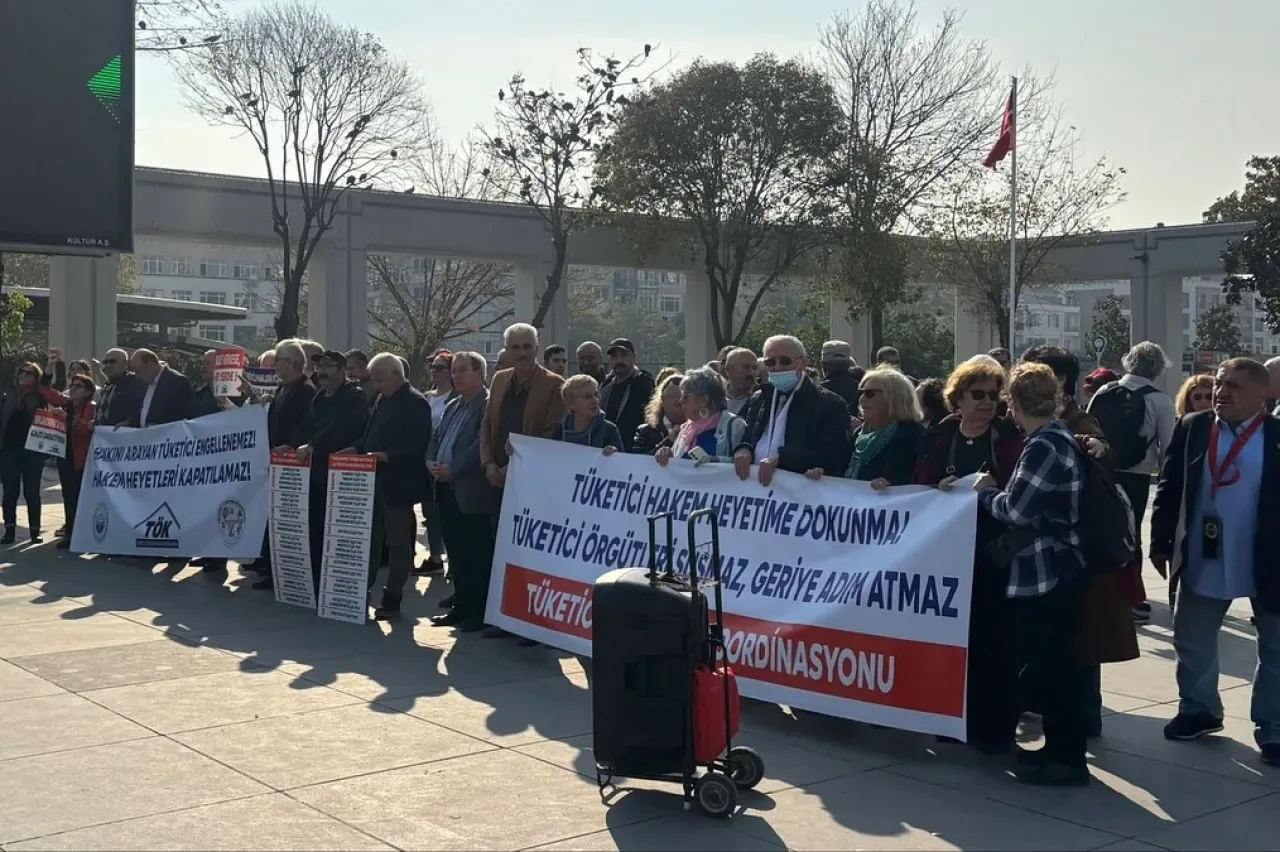 Tüketici Hakları İçin Bakırköy'de Dayanışma Buluşması Tüketici Hakları İçin Bakırköy'de Dayanışma Buluşması