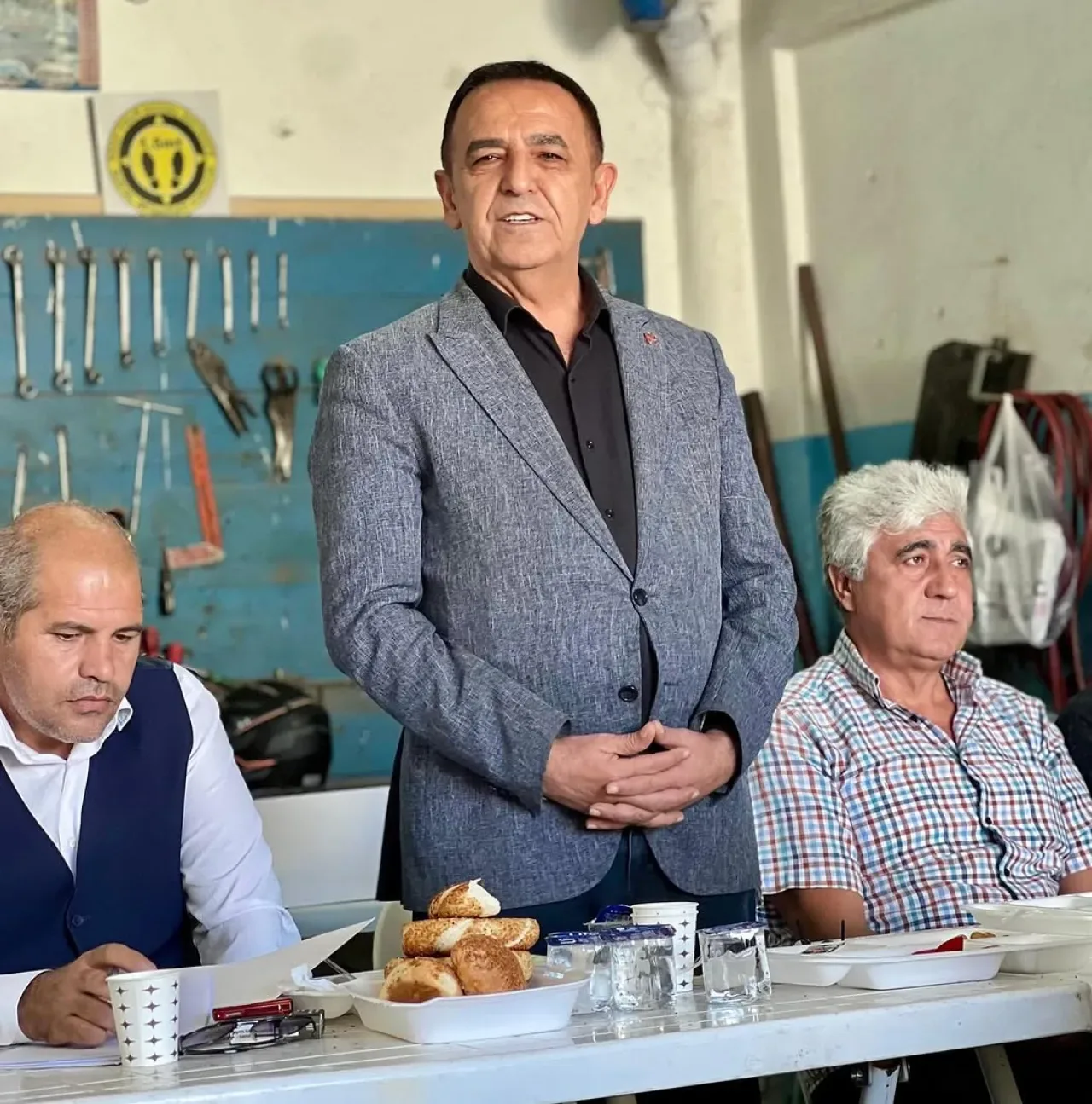 MHP Alanya'dan "Hayırlı Günler Komşum" Ziyaretleri MHP Alanya'dan "Hayırlı Günler Komşum" Ziyaretleri