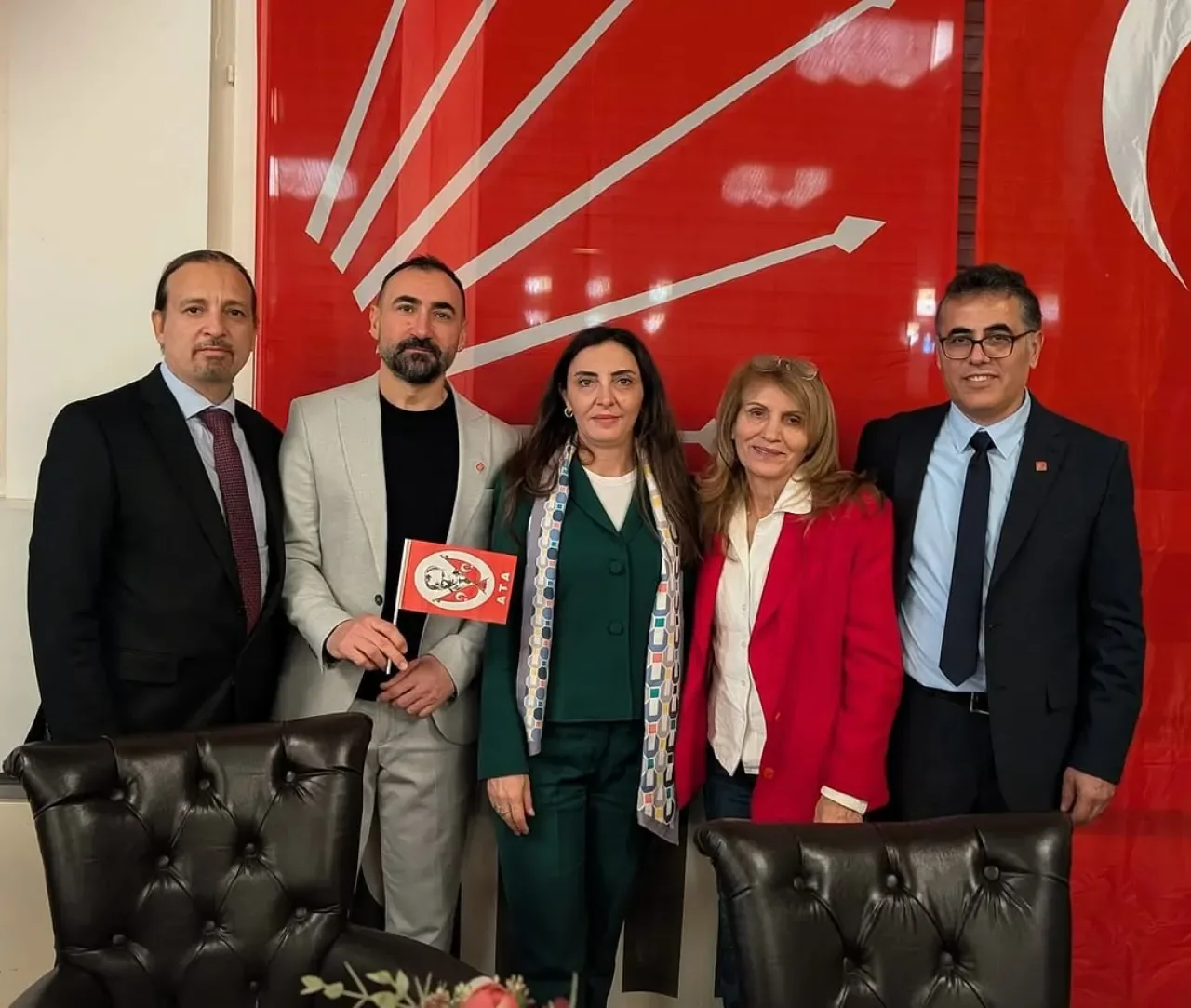 Cumhuriyet'in 102. Yılı, CHP'li Nurhayat Altaca Kayışoğlu'nun Katılımıyla Zürih'te Coşkuyla Kutlandı Cumhuriyet'in 102. Yılı, CHP'li Nurhayat Altaca Kayışoğlu'nun Katılımıyla Zürih'te Coşkuyla Kutlandı