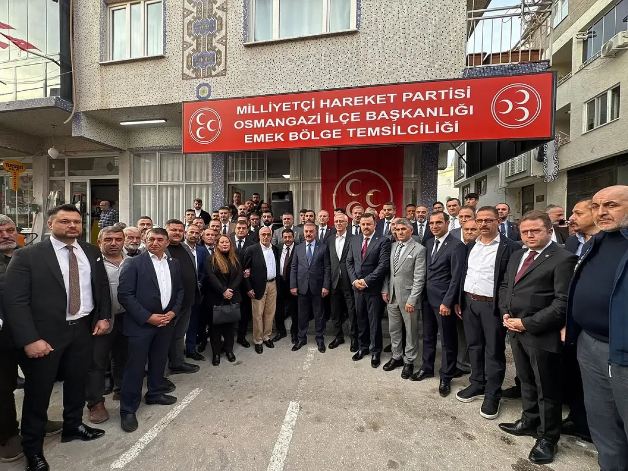 MHP Bursa, Osmangazi'de Yeni Mahalle Temsilciliği Açtı MHP Bursa, Osmangazi'de Yeni Mahalle Temsilciliği Açtı