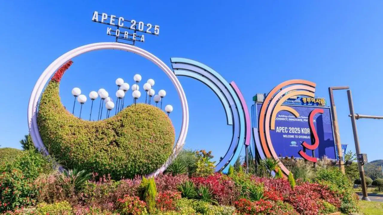 Çin Cumhurbaşkanı Xi Jinping, APEC Zirvesi ve Güney Kore Ziyaretinin Ardından Pekin'e Döndü Çin Cumhurbaşkanı Xi Jinping, APEC Zirvesi ve Güney Kore Ziyaretinin Ardından Pekin'e Döndü