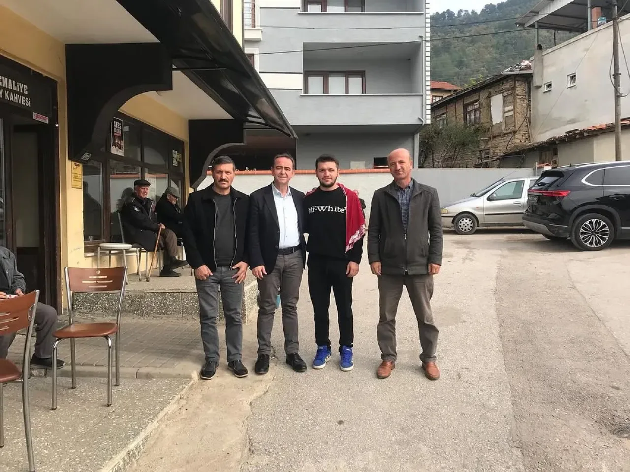 Keles Belediye Başkanı Ali Doğru, Asker Uğurlamasına Katıldı Keles Belediye Başkanı Ali Doğru, Asker Uğurlamasına Katıldı