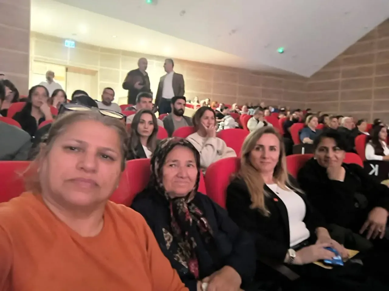 İstanbul'da Eğitime Destek İçin Dayanışma Konseri Düzenlendi İstanbul'da Eğitime Destek İçin Dayanışma Konseri Düzenlendi