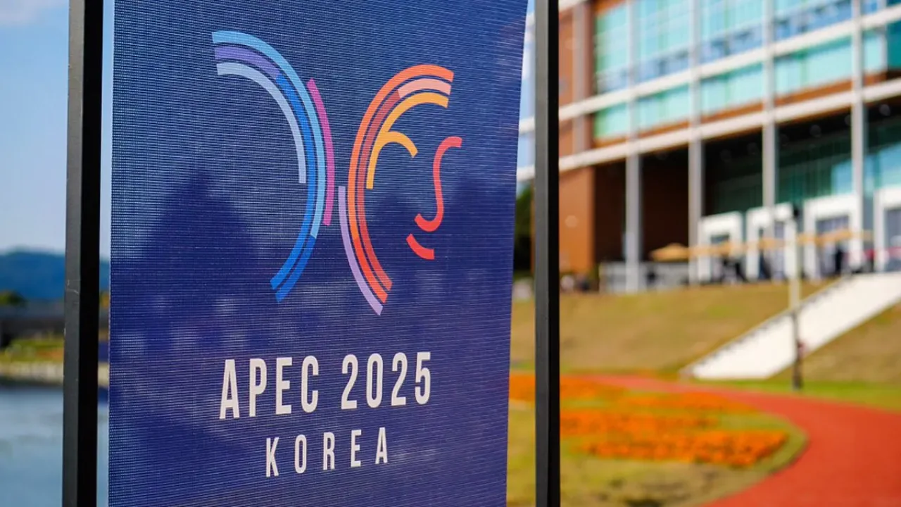 Xi Jinping'in APEC Konuşması Küresel İlgi Gördü Xi Jinping'in APEC Konuşması Küresel İlgi Gördü