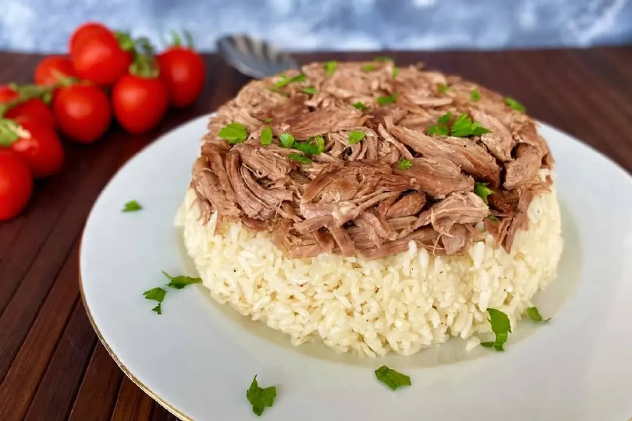 12 Farklı Yöreden Doyurucu ve Lezzetli Ana Yemek Pilav Tarifleri 12 Farklı Yöreden Doyurucu ve Lezzetli Ana Yemek Pilav Tarifleri