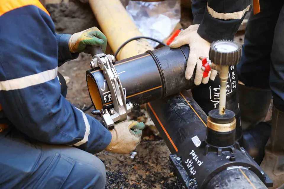 Moskova'da 1,5 km gaz hattı yenilendi: 2027'de hizmete girecek görseli