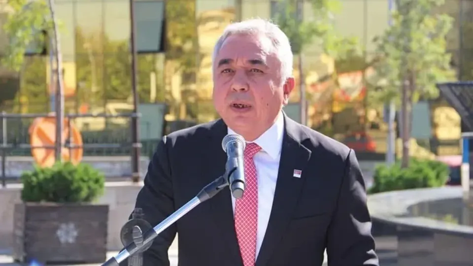 CHP Aydın'ın eski il başkanı Ali Çankır, direksiyonda kalp kriziyle hayatını kaybetti görseli