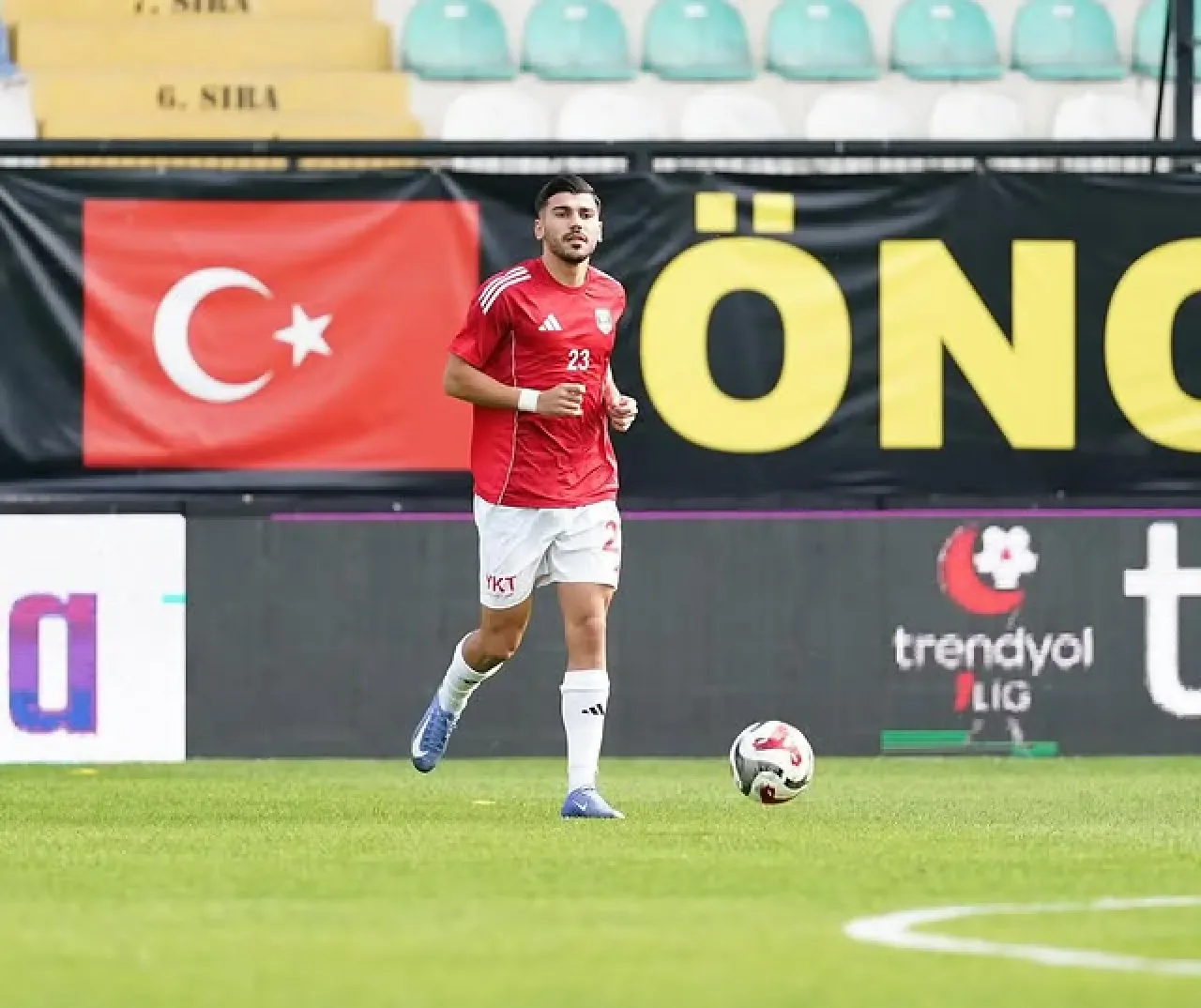 Pendikspor, Sezon İçi Hazırlıklarına Hız Kesmeden Devam Ediyor Pendikspor, Sezon İçi Hazırlıklarına Hız Kesmeden Devam Ediyor