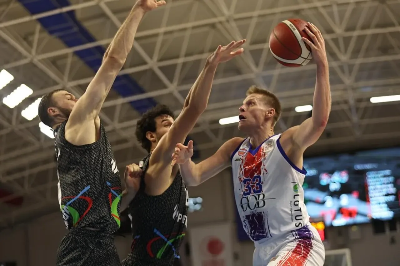 Onvo Büyükçekmece Basketbol Takımı Son Ana Kadar Mücadele Etti Onvo Büyükçekmece Basketbol Takımı Son Ana Kadar Mücadele Etti