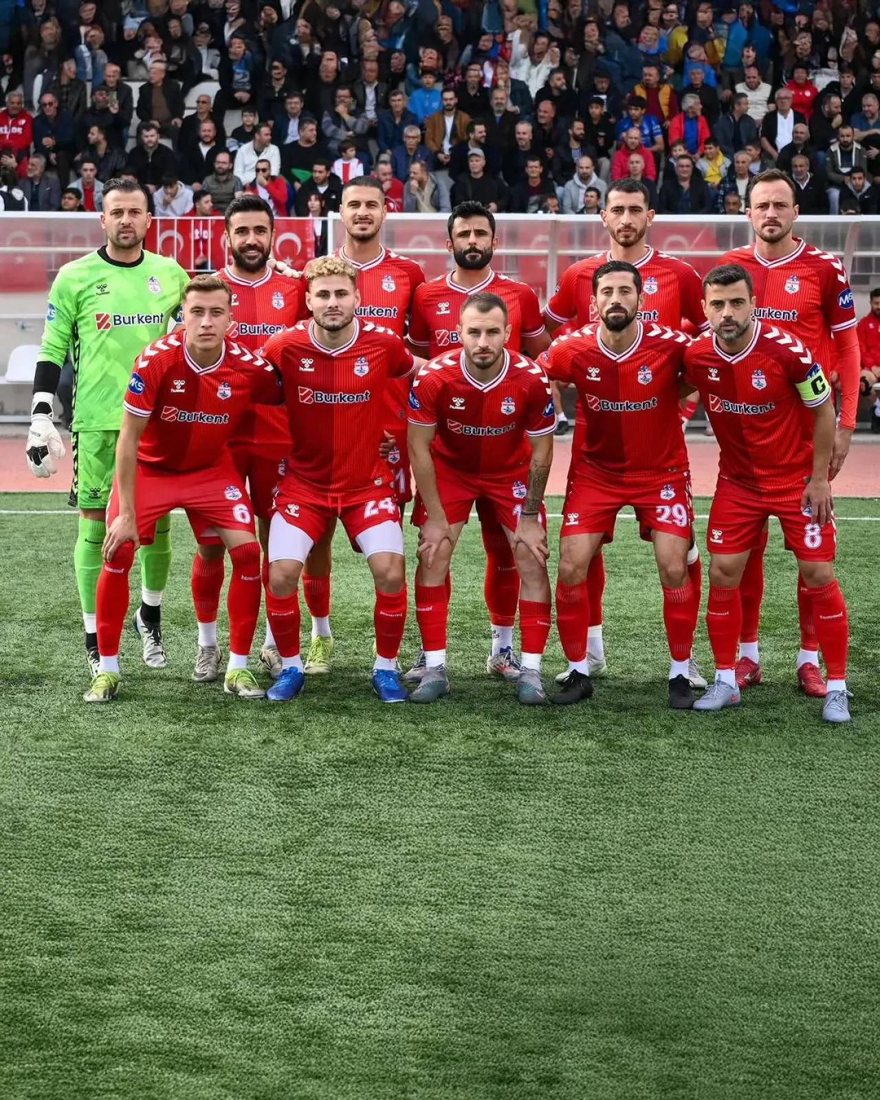 Gemlikspor Sahada Büyük Bir Mücadele Ortaya Koydu Gemlikspor Sahada Büyük Bir Mücadele Ortaya Koydu