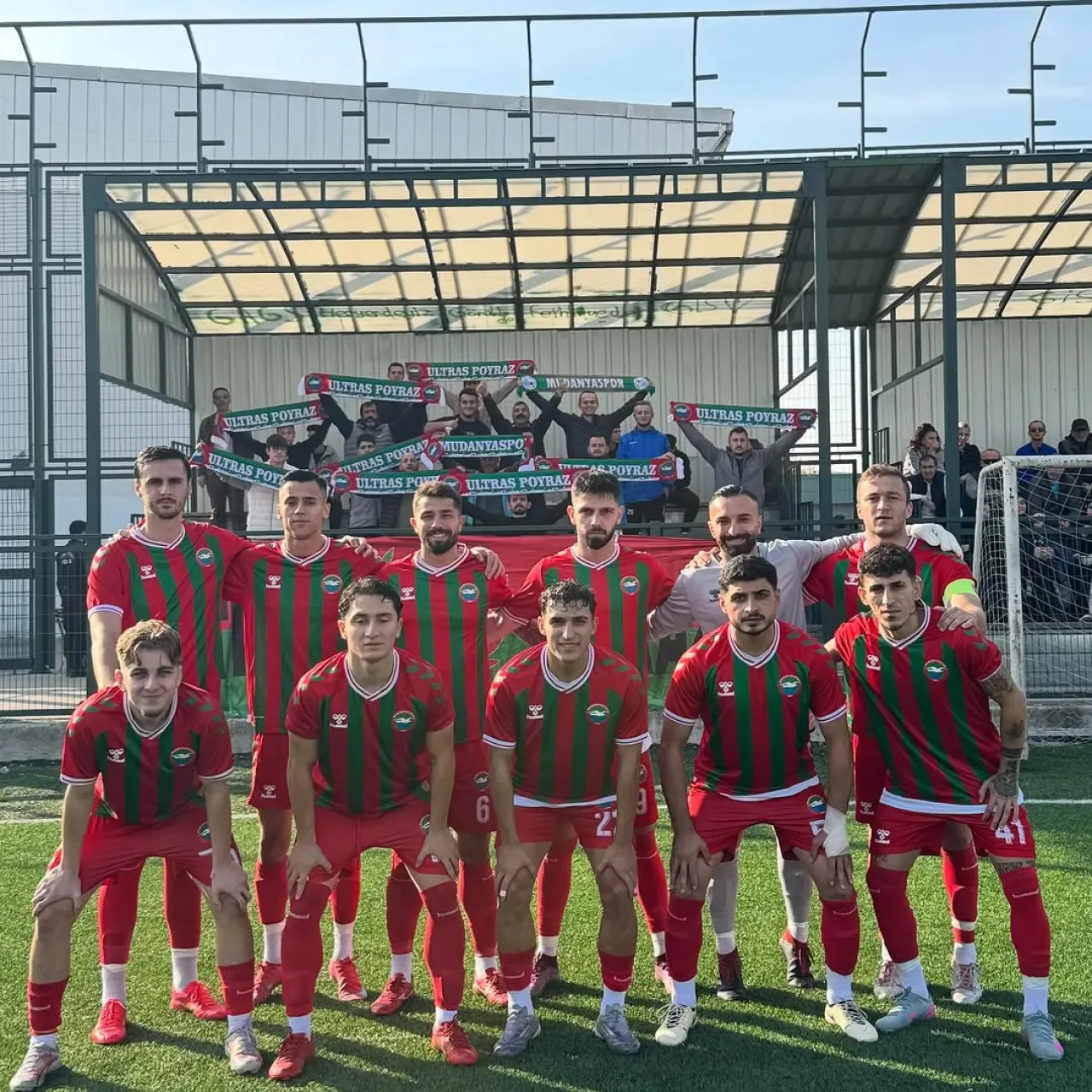 Mudanyaspor, Bursa Gençlergücü'nü 4-0 Mağlup Etti Mudanyaspor, Bursa Gençlergücü'nü 4-0 Mağlup Etti