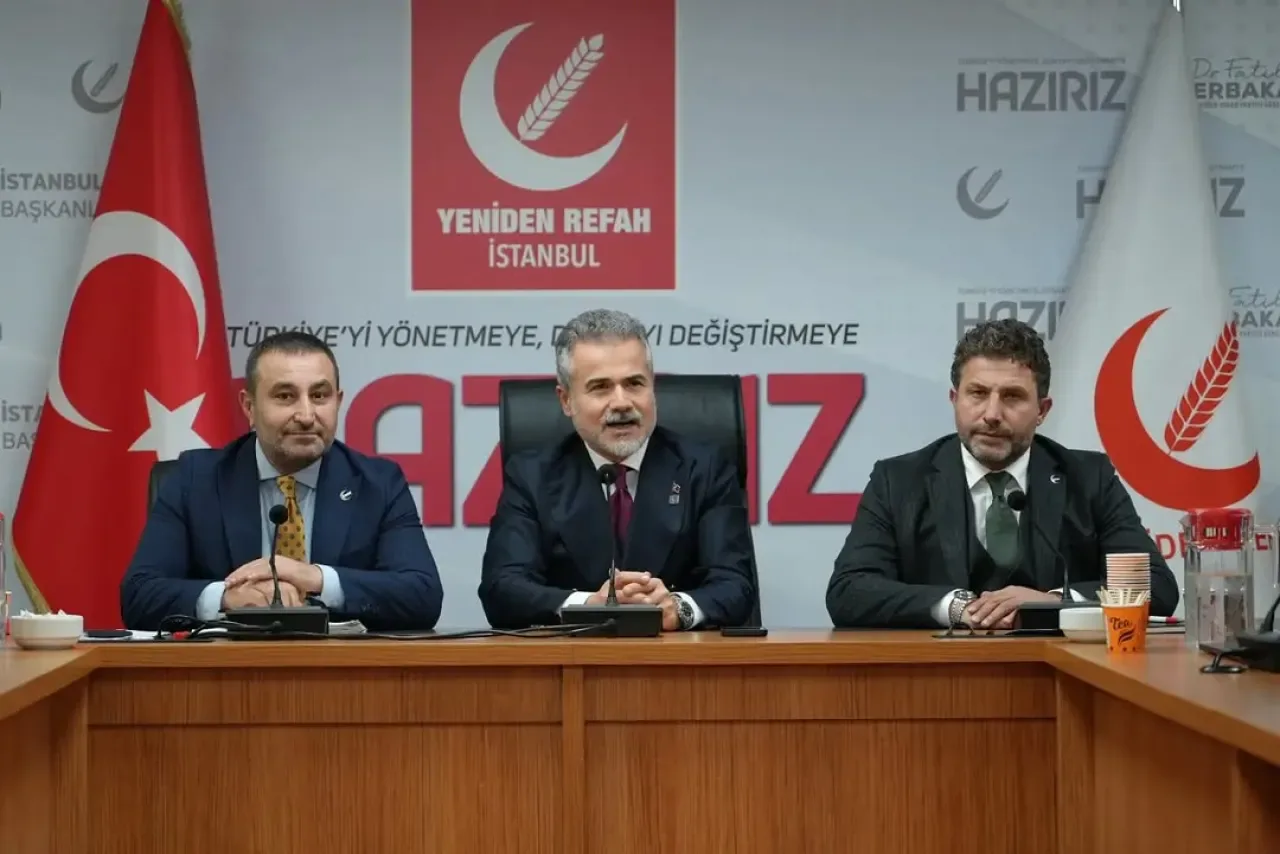 Yeniden Refah Partisi, 16 Kasım Kongresi Öncesi İstanbul'da İl Yönetim Toplantısını Gerçekleştirdi Yeniden Refah Partisi, 16 Kasım Kongresi Öncesi İstanbul'da İl Yönetim Toplantısını Gerçekleştirdi
