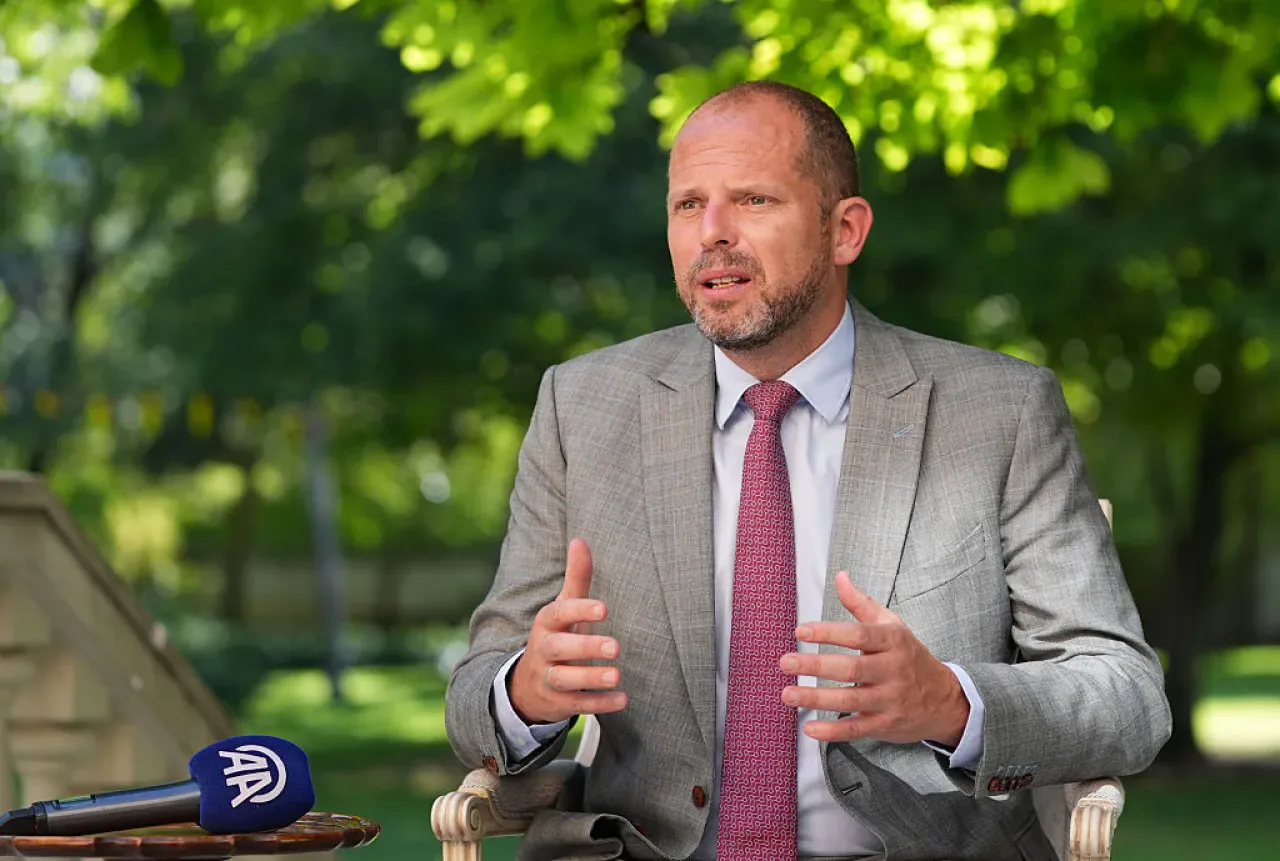 Belçika Askeri Üssü Üzerinde Tekrar Görülen İnsansız Hava Araçları Belçika Askeri Üssü Üzerinde Tekrar Görülen İnsansız Hava Araçları