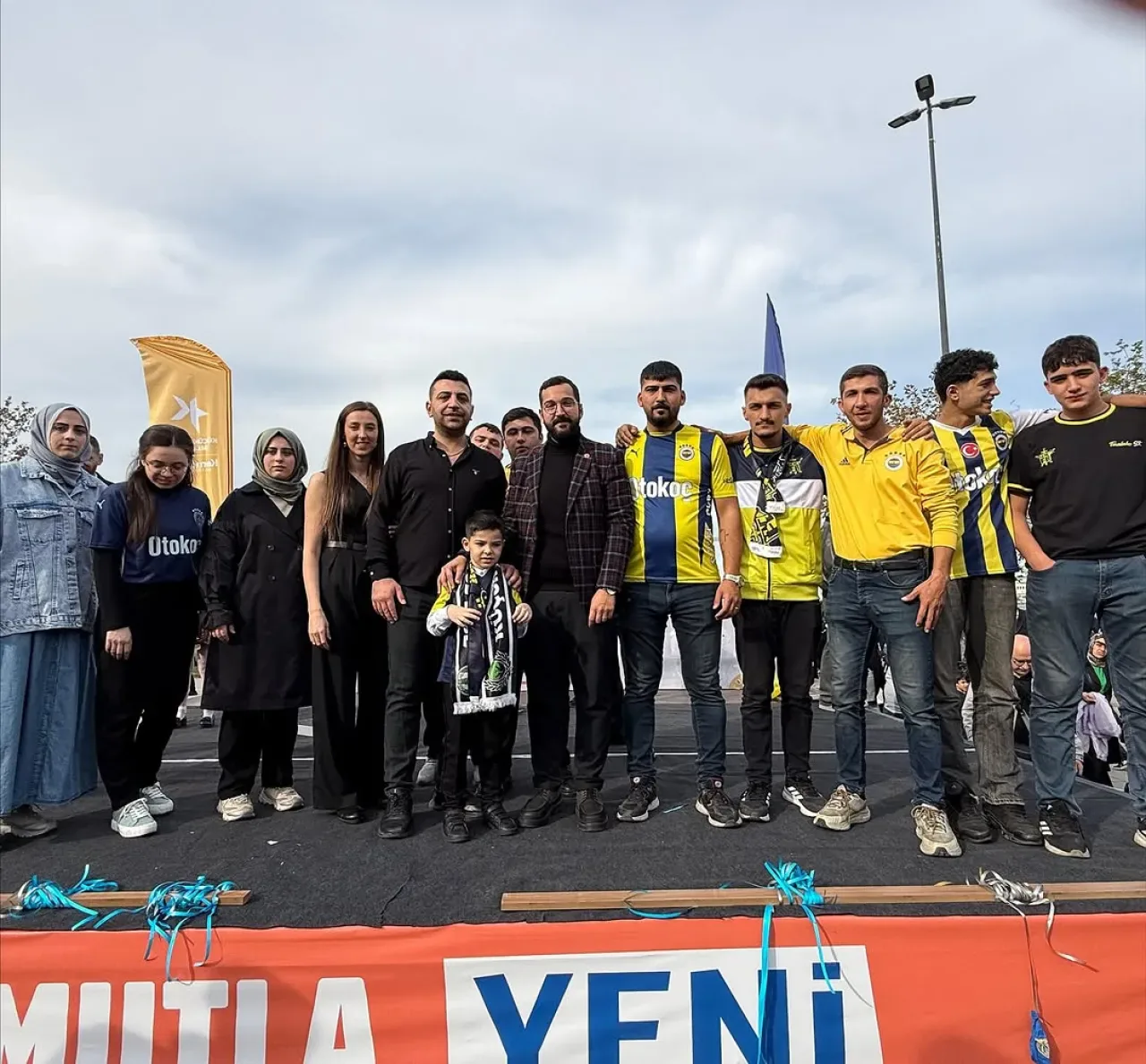Lösemiyi Yenen Minik Kahraman Efe'nin Kutlama Sevinci Lösemiyi Yenen Minik Kahraman Efe'nin Kutlama Sevinci