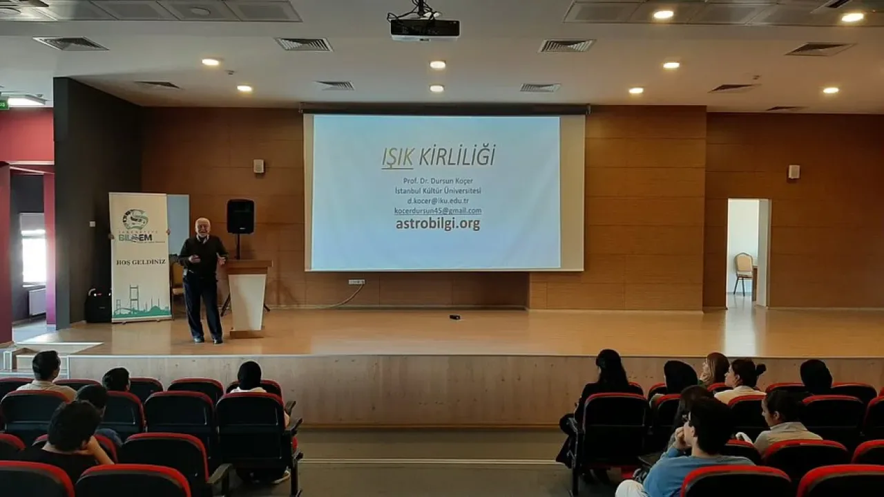 Işık Kirliliği Gökyüzünü Karartıyor: İstanbul'da Öğrenciler Farkındalık İçin Bir Araya Geldi Işık Kirliliği Gökyüzünü Karartıyor: İstanbul'da Öğrenciler Farkındalık İçin Bir Araya Geldi