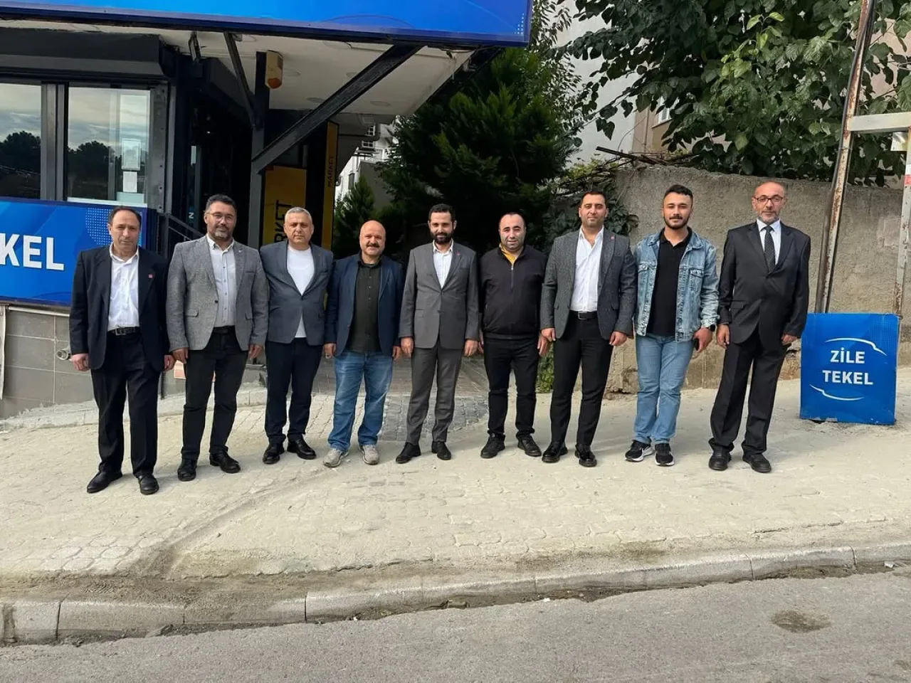 CHP Sancaktepe İlçe Başkanlığı'ndan Akpınar Mahallesi Esnaf Ziyareti CHP Sancaktepe İlçe Başkanlığı'ndan Akpınar Mahallesi Esnaf Ziyareti
