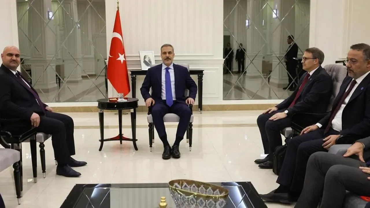 Dışişleri Bakanı Hakan Fidan, Irak Türkmen Cephesi Başkanı Ağaoğlu ile Görüştü Dışişleri Bakanı Hakan Fidan, Irak Türkmen Cephesi Başkanı Ağaoğlu ile Görüştü