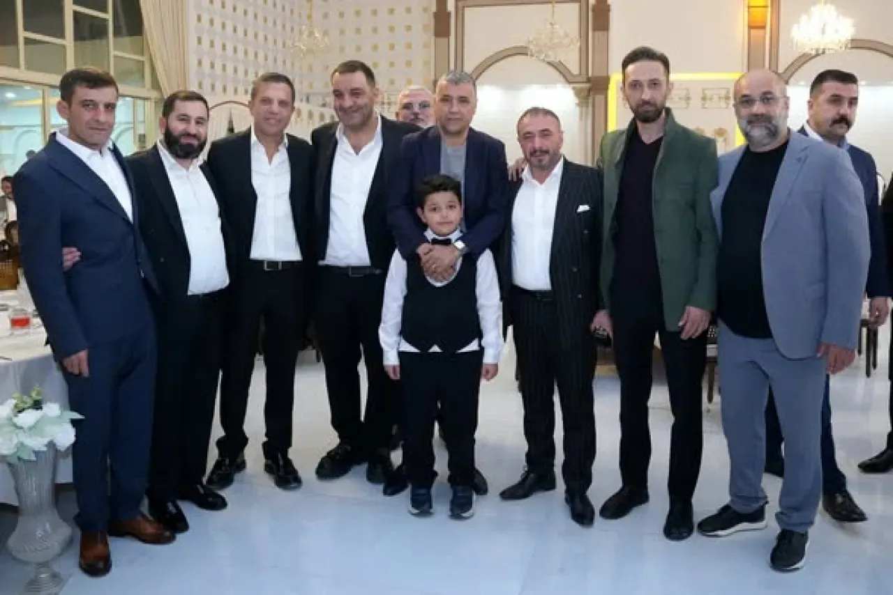 MHP Ankara İl Başkanı Alparslan Doğan, Aile Sünnet Merasiminde MHP Ankara İl Başkanı Alparslan Doğan, Aile Sünnet Merasiminde