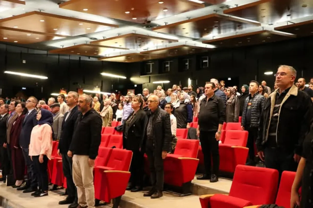 Kayseri'de Deneyap Teknoloji Atölyeleri'nden 94 Genç Mezun Oldu Kayseri'de Deneyap Teknoloji Atölyeleri'nden 94 Genç Mezun Oldu