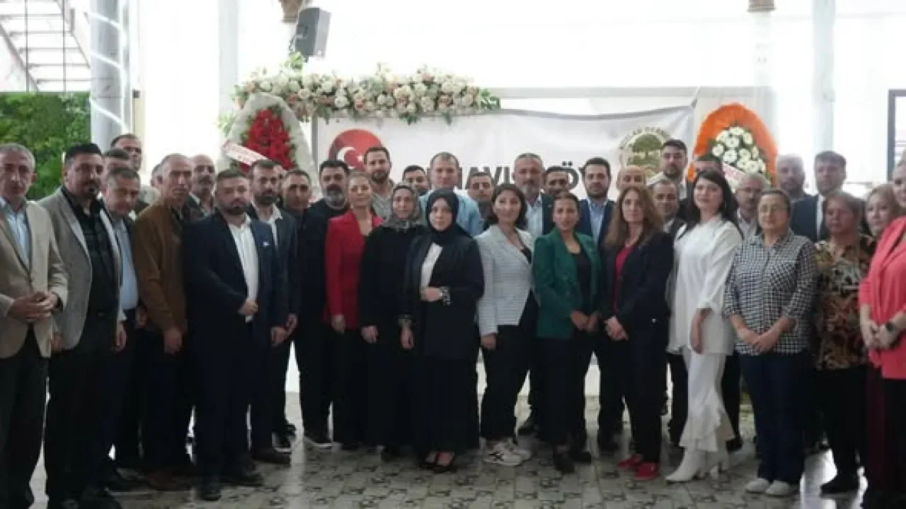 AK Parti Arnavutköy İlçe Yöneticileri Kozlar Derneği Programına Katıldı AK Parti Arnavutköy İlçe Yöneticileri Kozlar Derneği Programına Katıldı