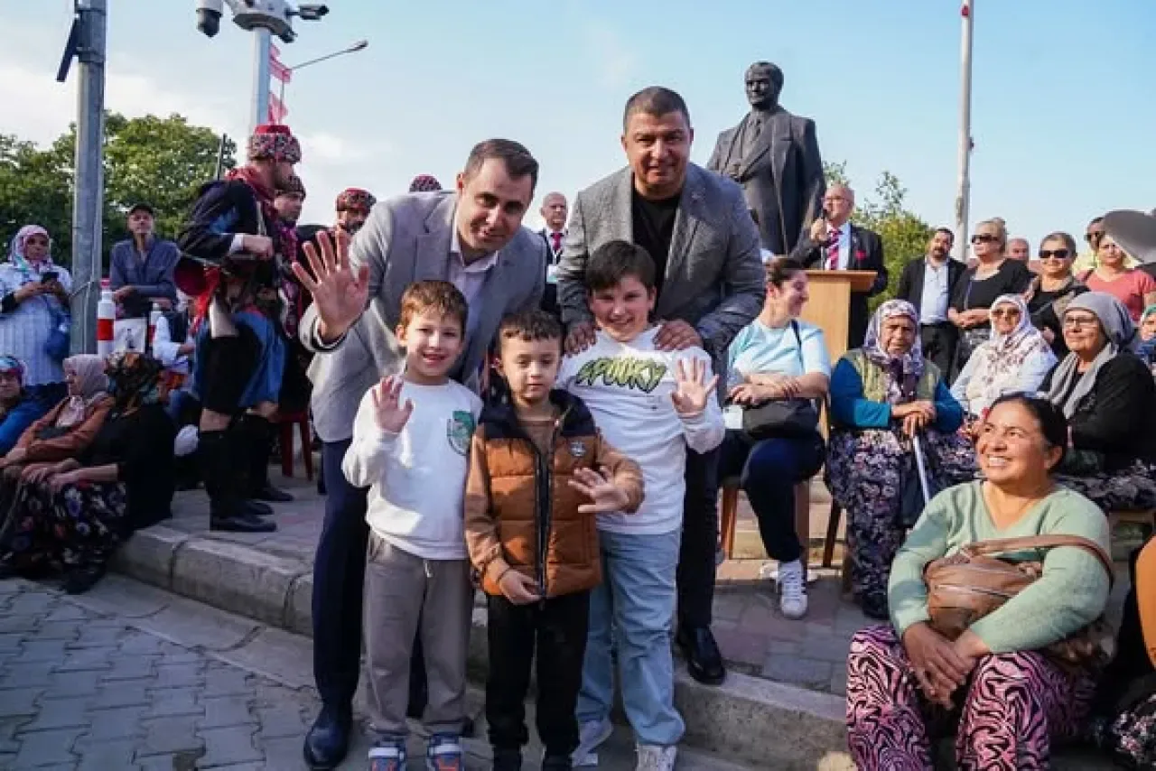 Tire'de "Keşkek Kazanda" Kültür ve Gastronomi Şenliği Düzenlendi Tire'de "Keşkek Kazanda" Kültür ve Gastronomi Şenliği Düzenlendi