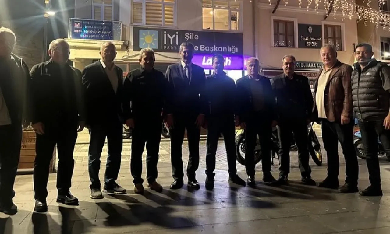 İYİ Parti'de Şile İlçe Başkanlığı Görevine Hasan Açık Seçildi İYİ Parti'de Şile İlçe Başkanlığı Görevine Hasan Açık Seçildi