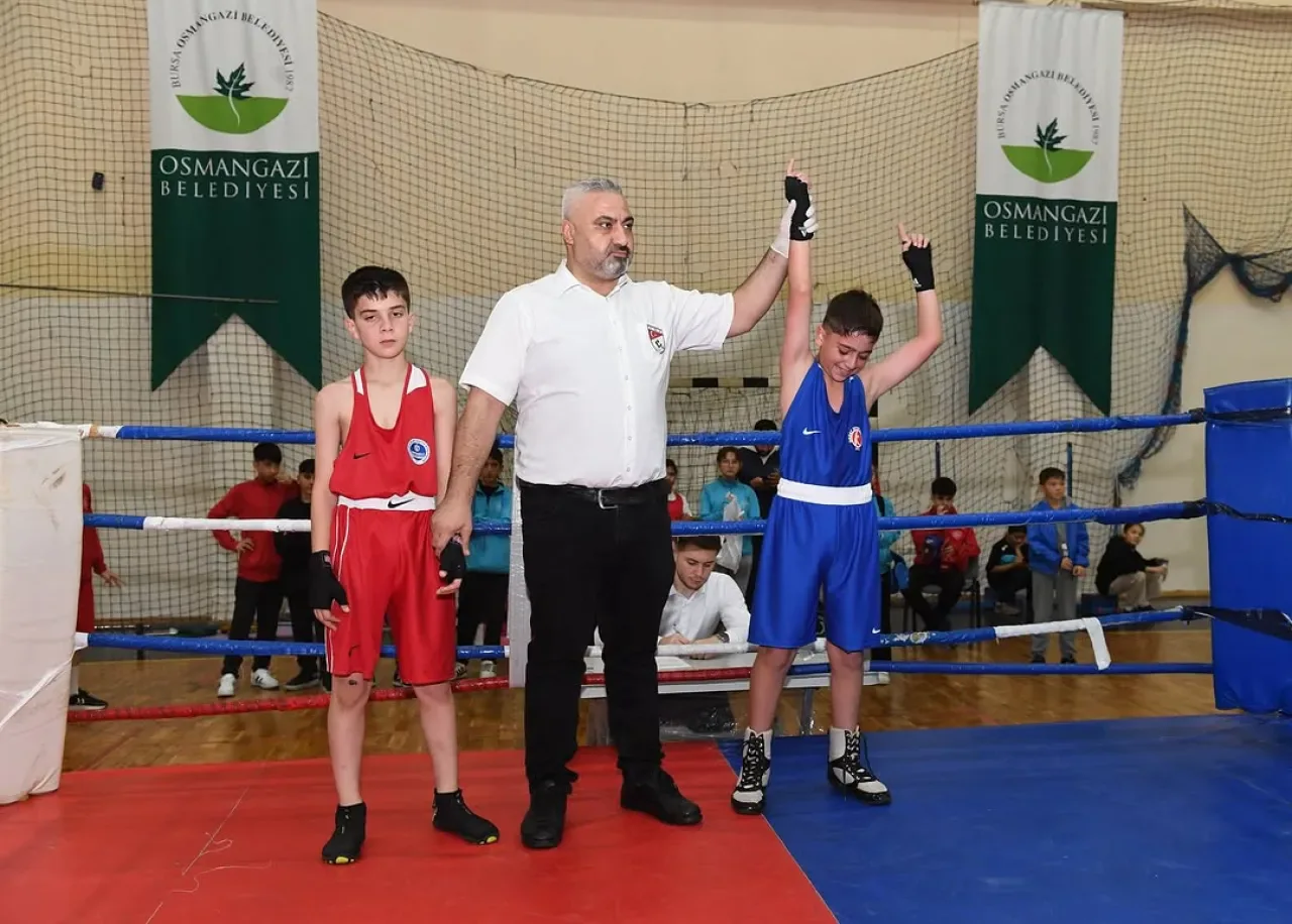29 Ekim Cumhuriyet Bayramı Marmara Bölgesi Boks Turnuvası Bursa'da Sona Erdi 29 Ekim Cumhuriyet Bayramı Marmara Bölgesi Boks Turnuvası Bursa'da Sona Erdi