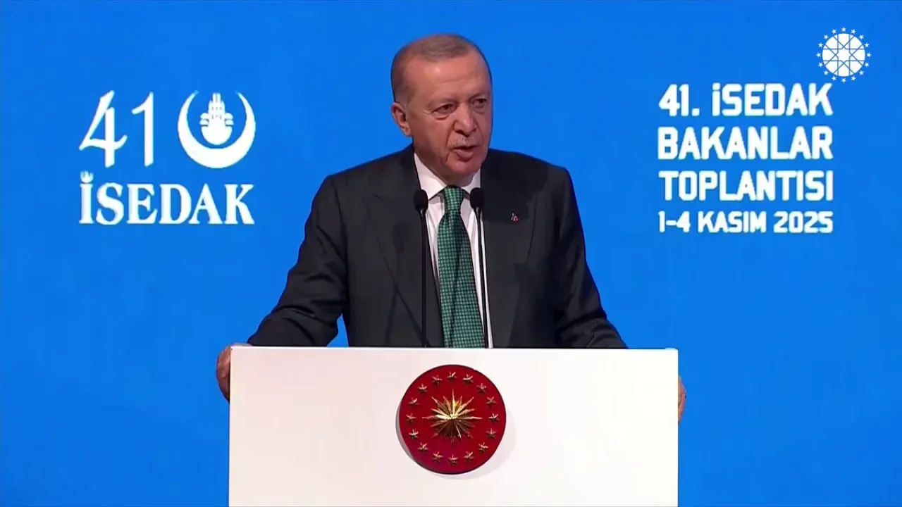 Suriye'ye Ekonomik Destek Programı Başlatılıyor: Yaptırımlar Kalkıyor, Yatırımlar Teşvik Ediliyor Suriye'ye Ekonomik Destek Programı Başlatılıyor: Yaptırımlar Kalkıyor, Yatırımlar Teşvik Ediliyor