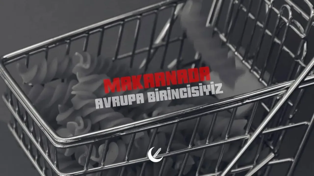 Yeniden Refah Partisi'nden Beşiktaş'ta Makarna ve Et Üzerinden Siyasi Eleştiri Yeniden Refah Partisi'nden Beşiktaş'ta Makarna ve Et Üzerinden Siyasi Eleştiri
