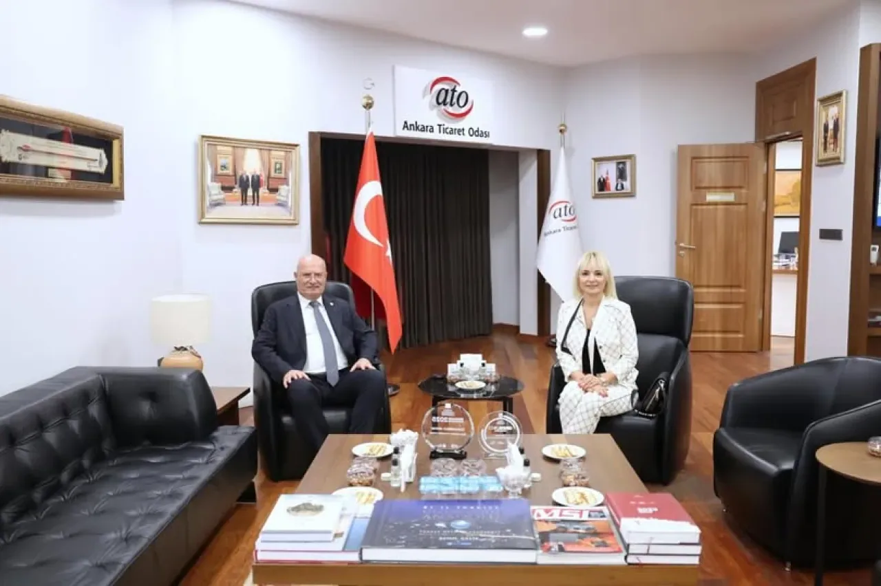 Ankara Ticaret Odası Başkanı Gürsel Baran, İş İnsanı Aysun Berberoğlu'nu Ağırladı Ankara Ticaret Odası Başkanı Gürsel Baran, İş İnsanı Aysun Berberoğlu'nu Ağırladı