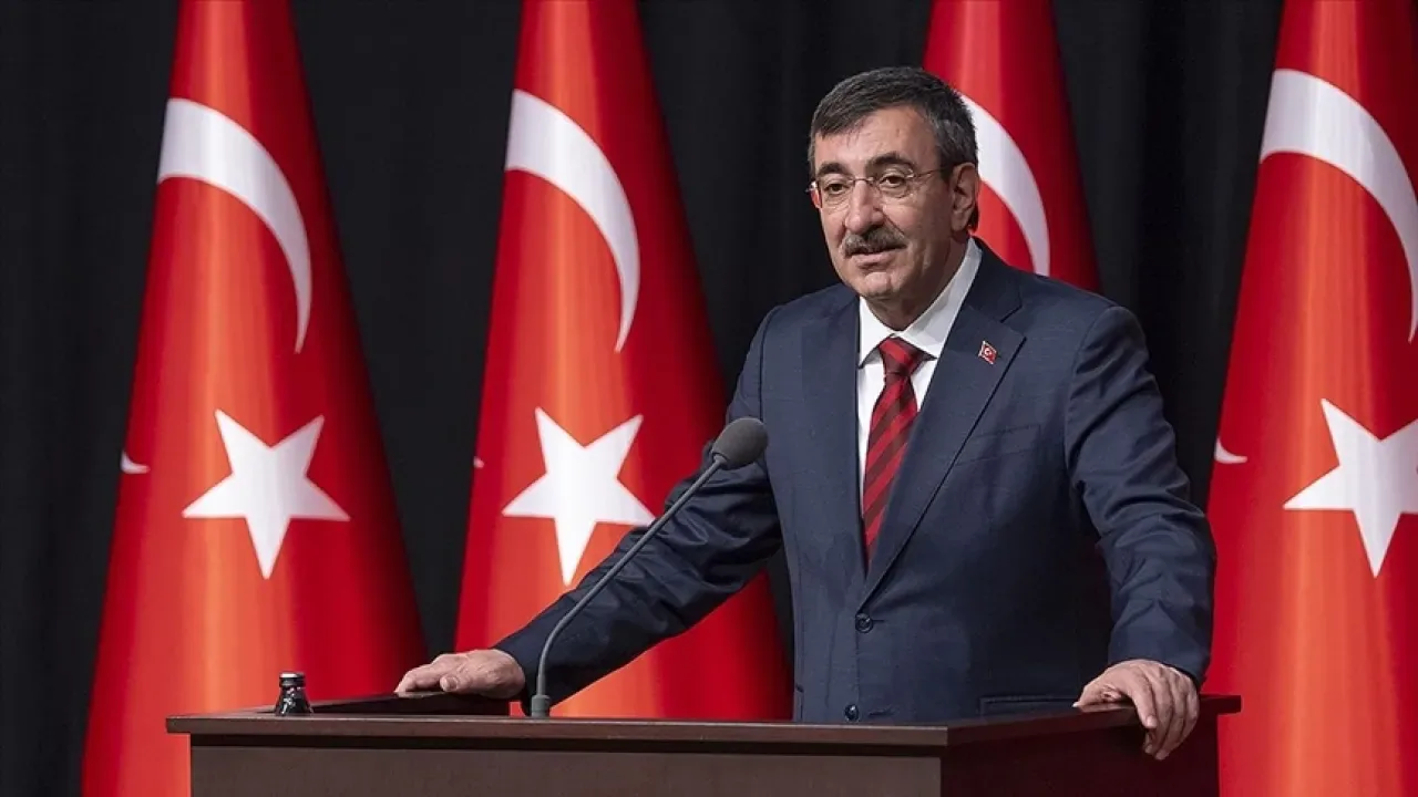 Ekonomide Enflasyon Hedefi: Cumhurbaşkanı Yardımcısı Yılmaz'dan Açıklama Ekonomide Enflasyon Hedefi: Cumhurbaşkanı Yardımcısı Yılmaz'dan Açıklama