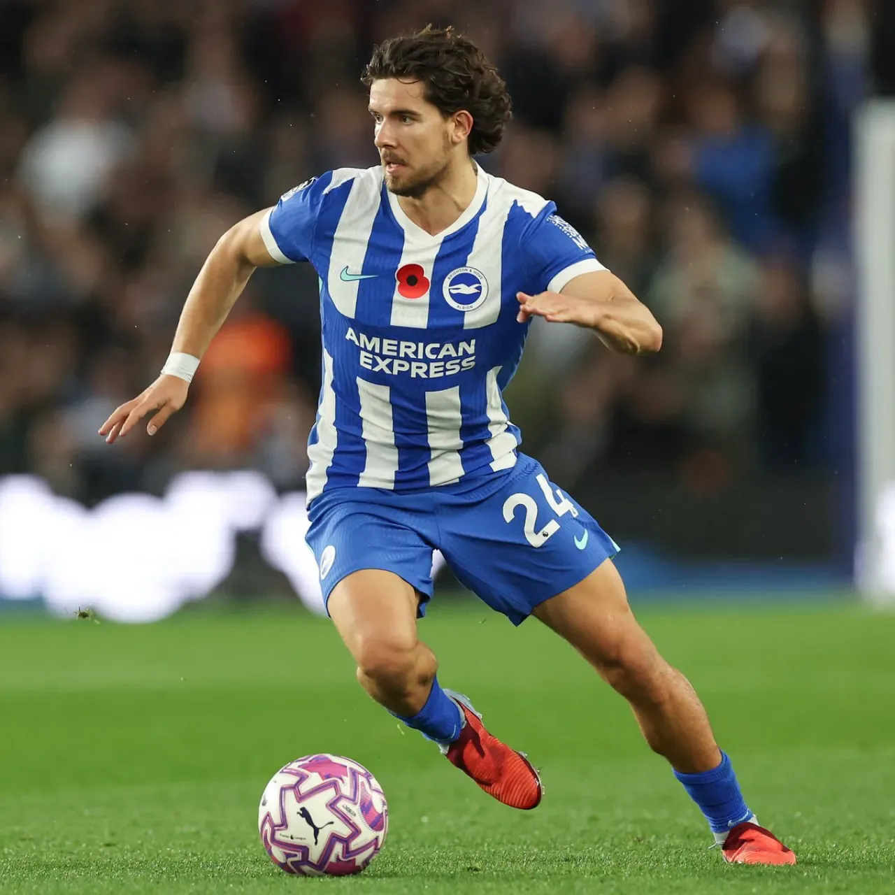 Ferdi Kadıoğlu'nun Premier Lig Yolculuğu: Brighton'dan Somut Adım Ferdi Kadıoğlu'nun Premier Lig Yolculuğu: Brighton'dan Somut Adım