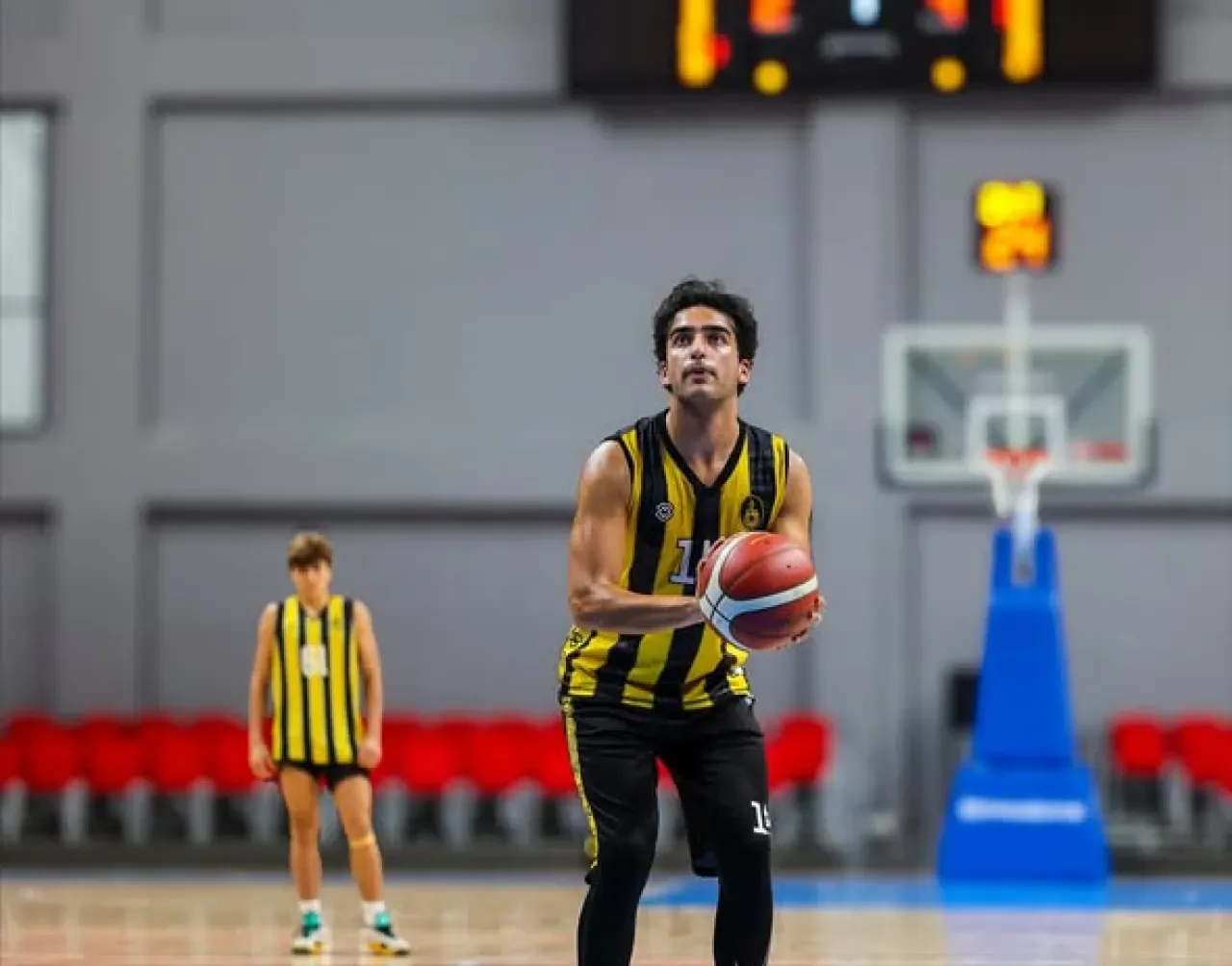 İstanbul'da Okul Sporları Basketbol Gençler İl Birinciliği Heyecanı Başladı İstanbul'da Okul Sporları Basketbol Gençler İl Birinciliği Heyecanı Başladı