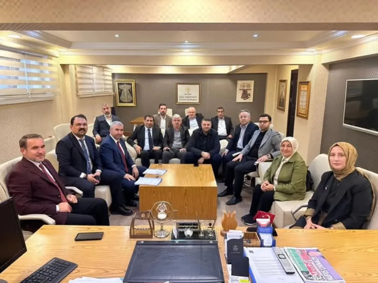 AK Parti Keçiören'de Kasım Ayı Belediye Meclis Grup Toplantısı Gerçekleştirildi AK Parti Keçiören'de Kasım Ayı Belediye Meclis Grup Toplantısı Gerçekleştirildi