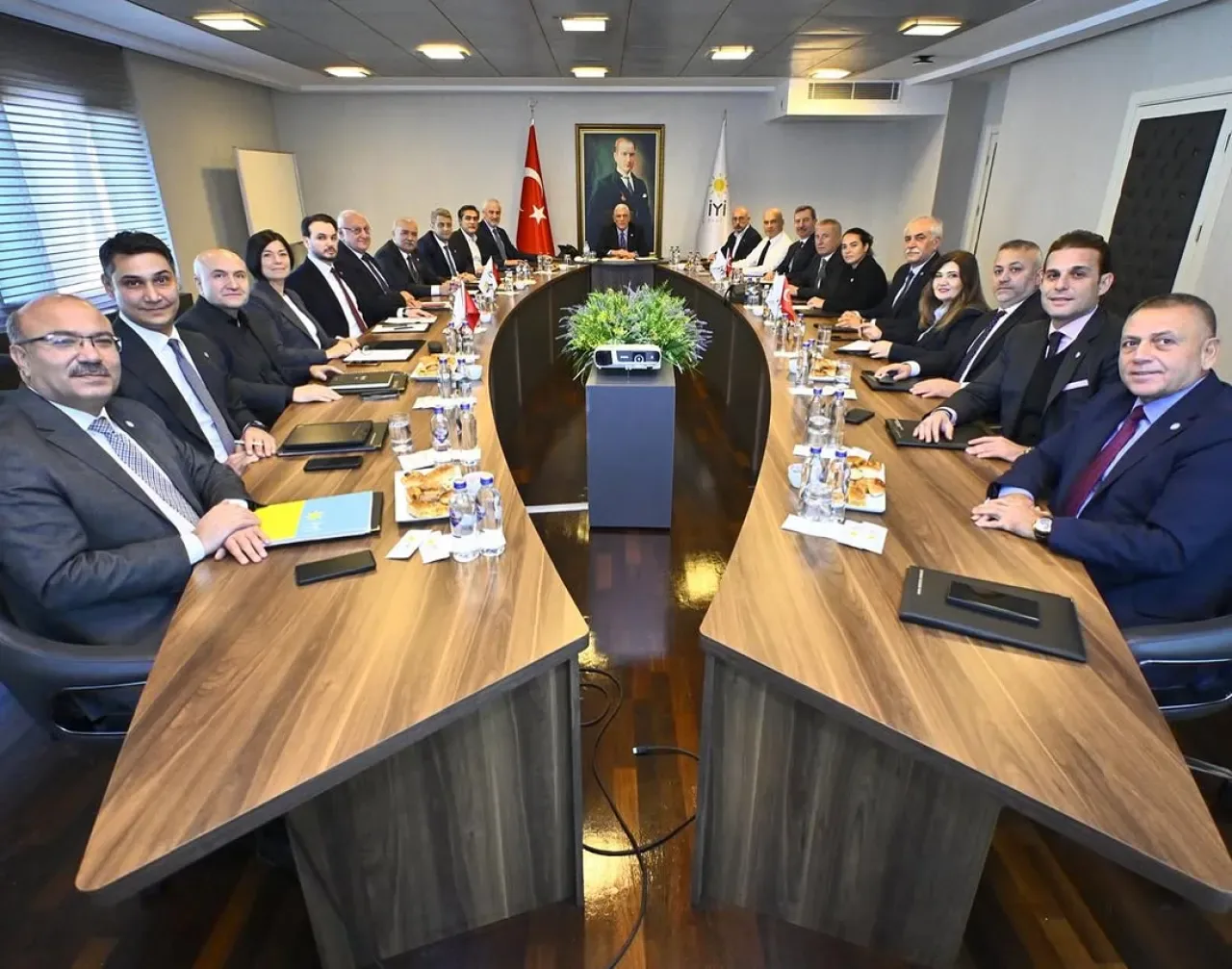 İYİ Parti Divan Kurulu Toplantısı Gerçekleştirildi İYİ Parti Divan Kurulu Toplantısı Gerçekleştirildi